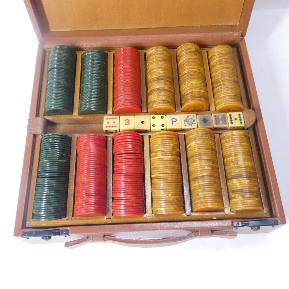 Poker Chips & Dice Gaming Set Antique w/Case Bakelite Catalin 400+ Chips Vintage